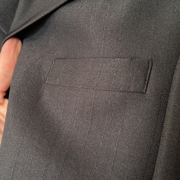 Robert Allan boy suit: black/ dark pin stripe. - Picture 4 of 6